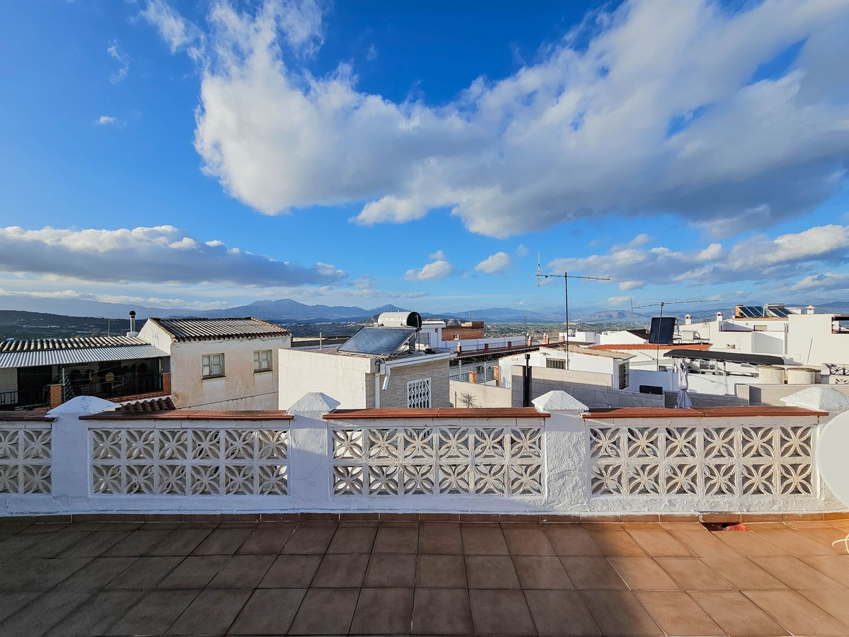 Alhaurin el Grande, Malaga, 5 Bedrooms Bedrooms, ,2 BathroomsBathrooms,For Sale,R5297503