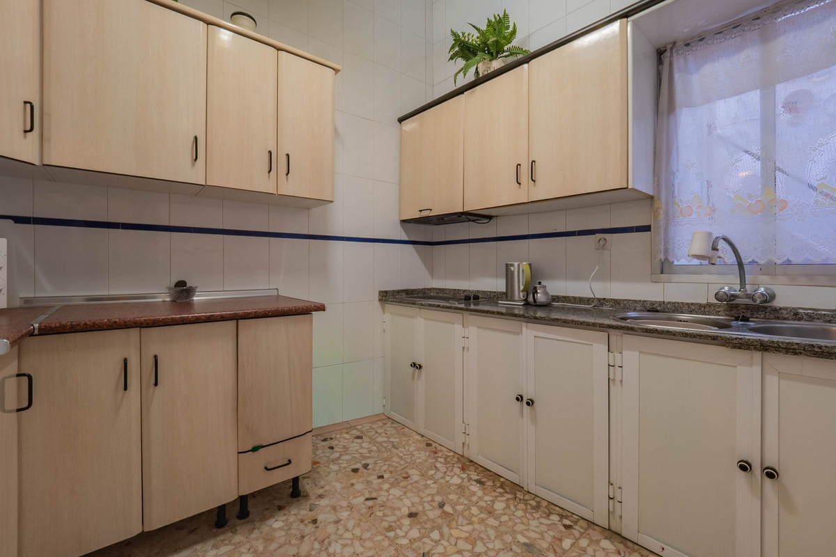 Alhaurin el Grande, Malaga, 5 Bedrooms Bedrooms, ,2 BathroomsBathrooms,For Sale,R5297503