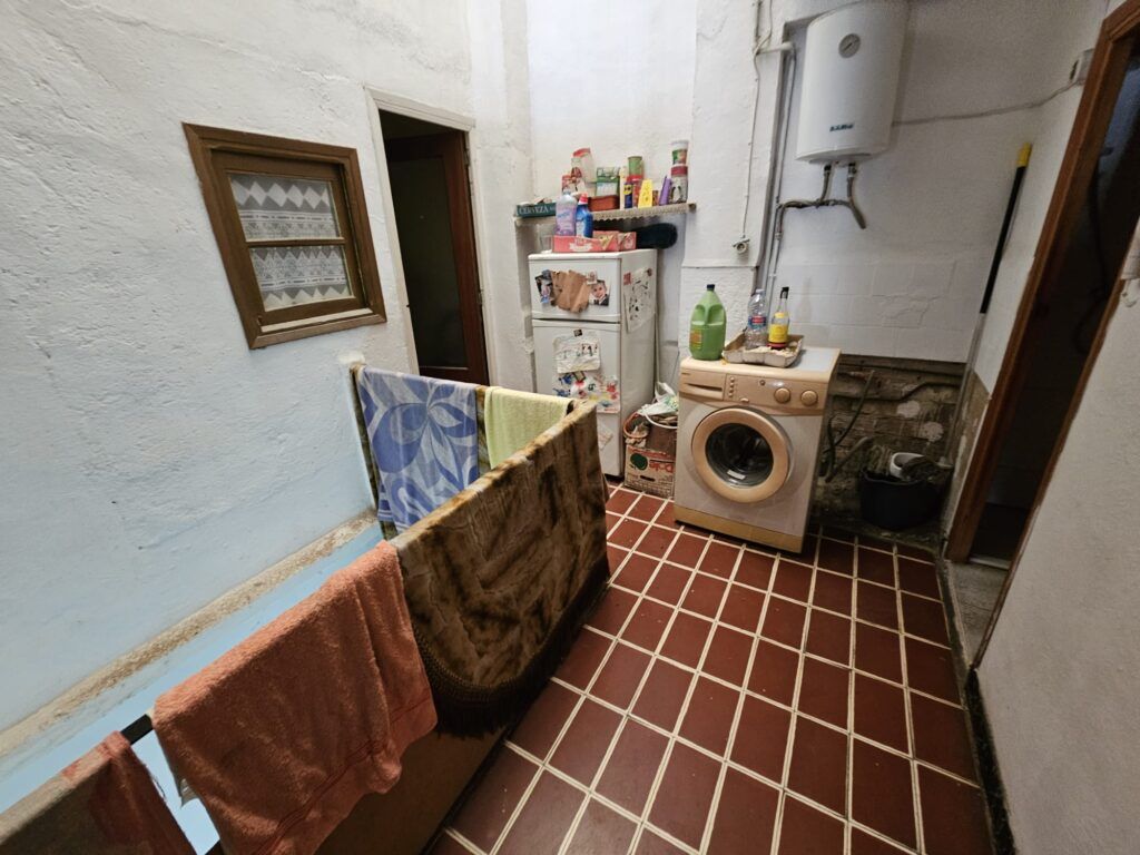 8 Bed, 3 Bath, HouseFor Sale, Oliva, Valencia, 46780