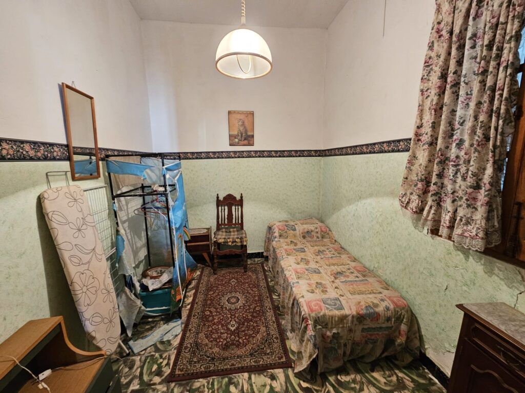 8 Bed, 3 Bath, HouseFor Sale, Oliva, Valencia, 46780