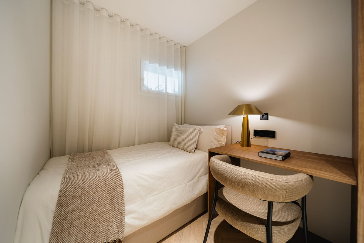 3 Bed, 2 Bath, ApartmentFor Sale, Marbella, Malaga