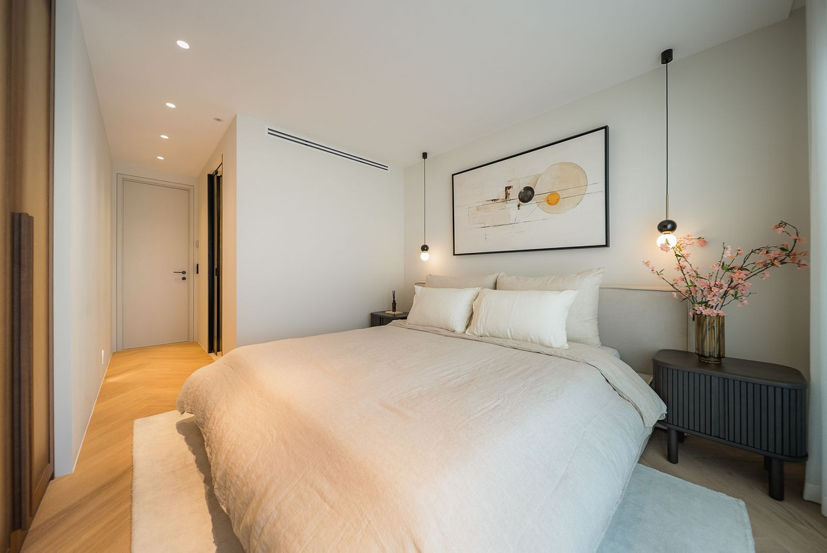 3 Bed, 2 Bath, ApartmentFor Sale, Marbella, Malaga