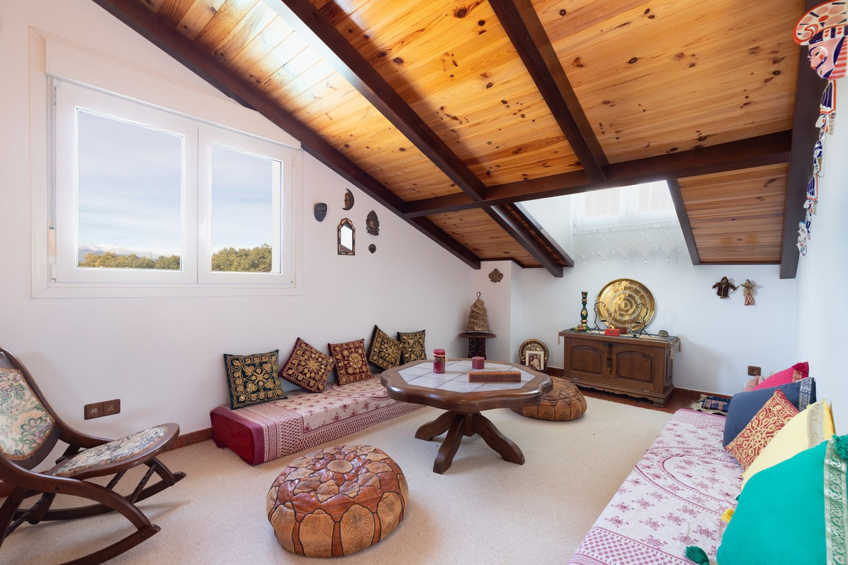 4 Bed, 3 Bath, HouseFor Sale, Coin, Malaga