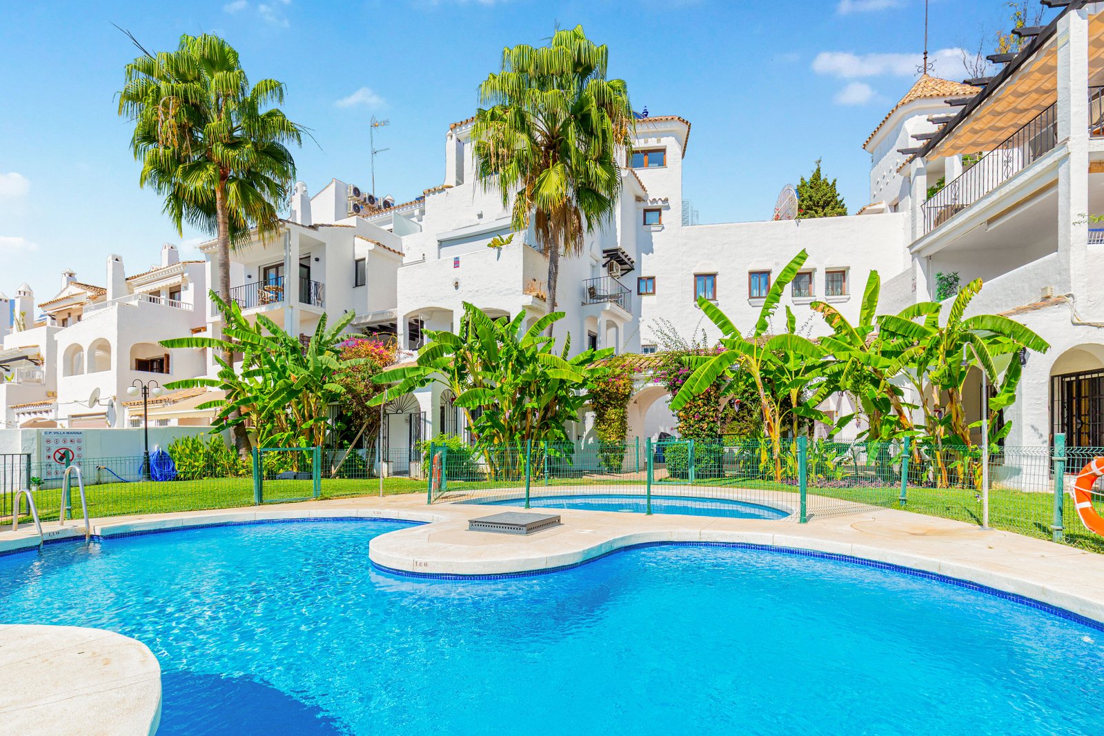 4 Bed, 3 Bath, ApartmentFor Sale, Marbella, Malaga