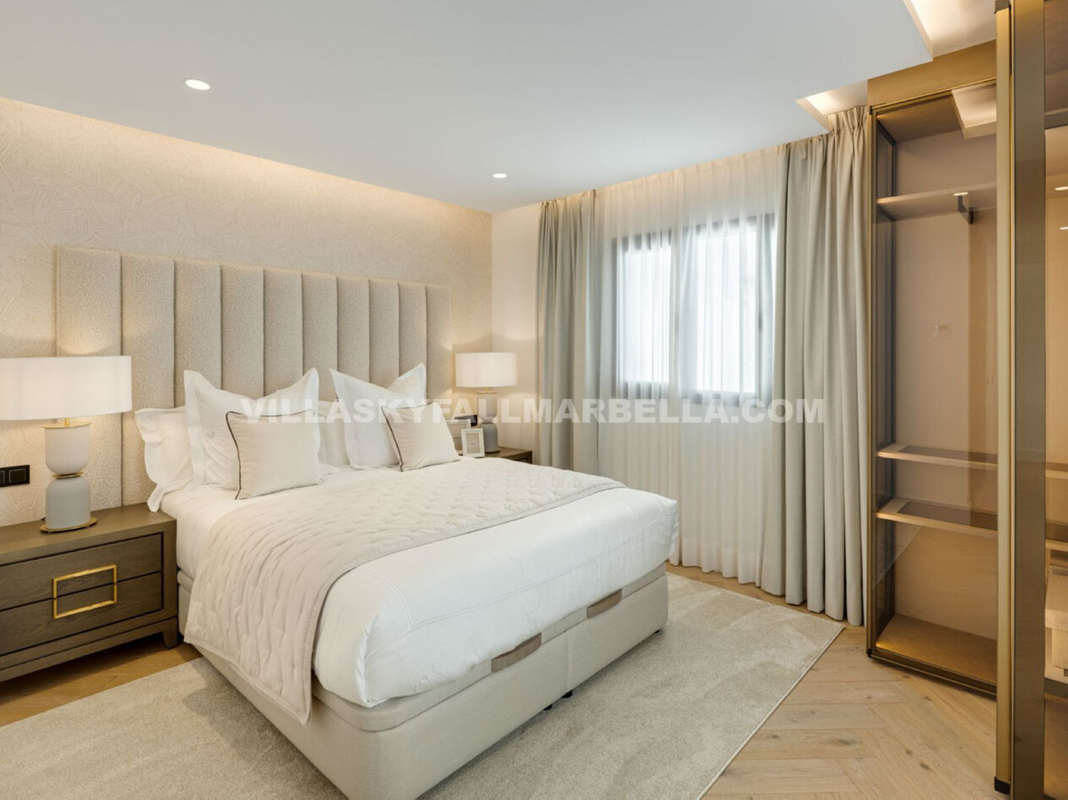 5 Bed, 7 Bath, HouseFor Sale, La Quinta, Malaga