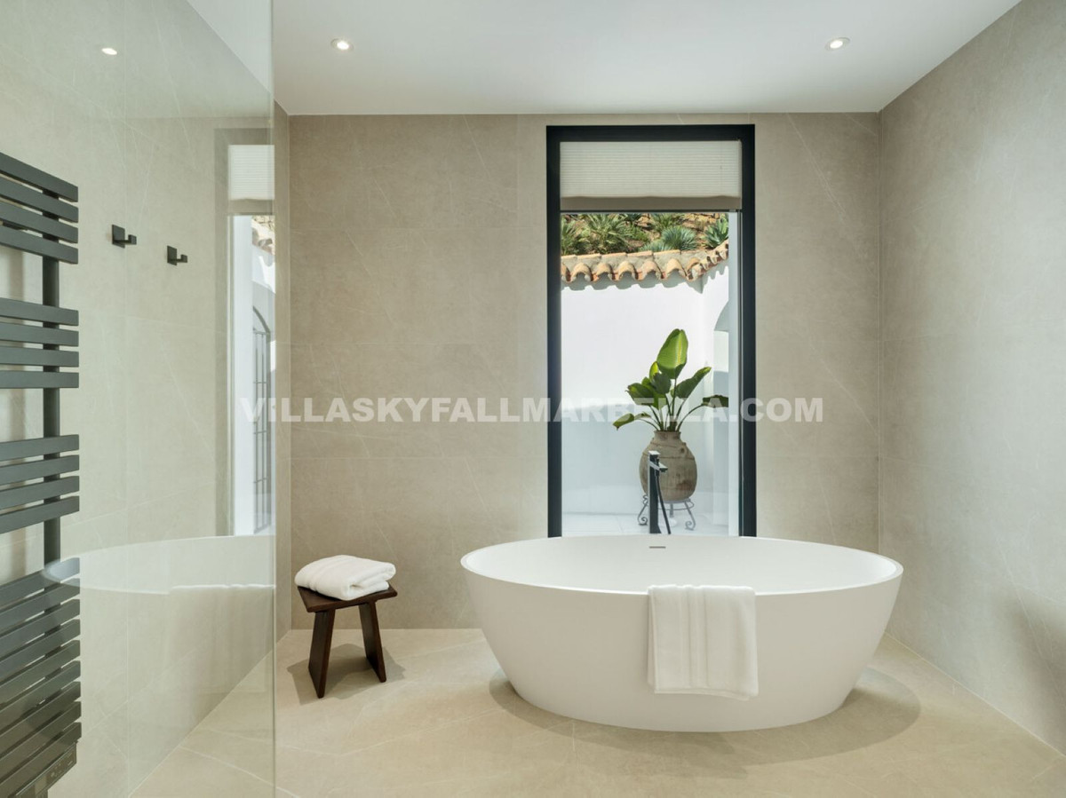 5 Bed, 7 Bath, HouseFor Sale, La Quinta, Malaga