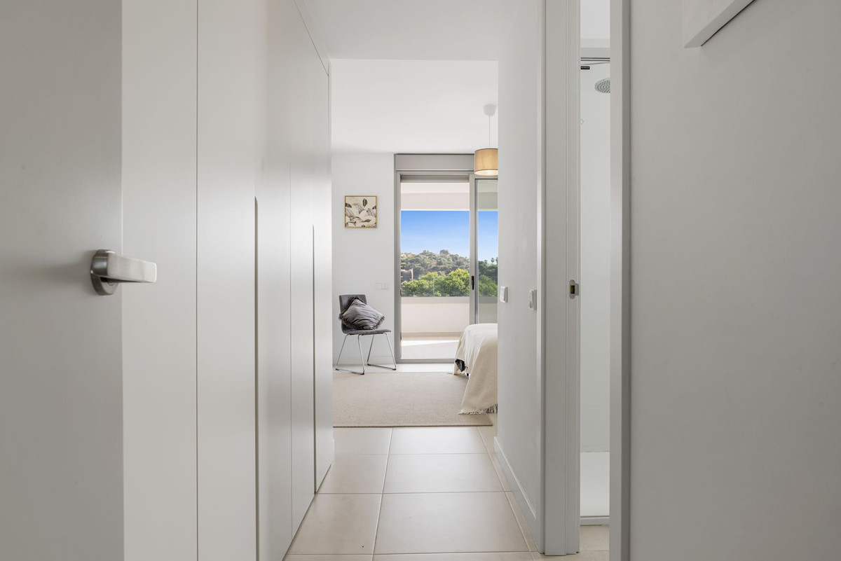 2 Bed, 2 Bath, ApartmentFor Sale, Estepona, Malaga