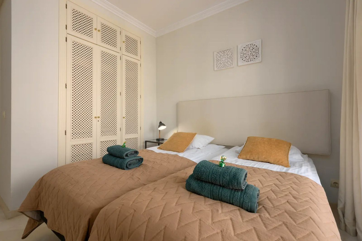 2 Bed, 2 Bath, ApartmentFor Sale, Elviria, Malaga