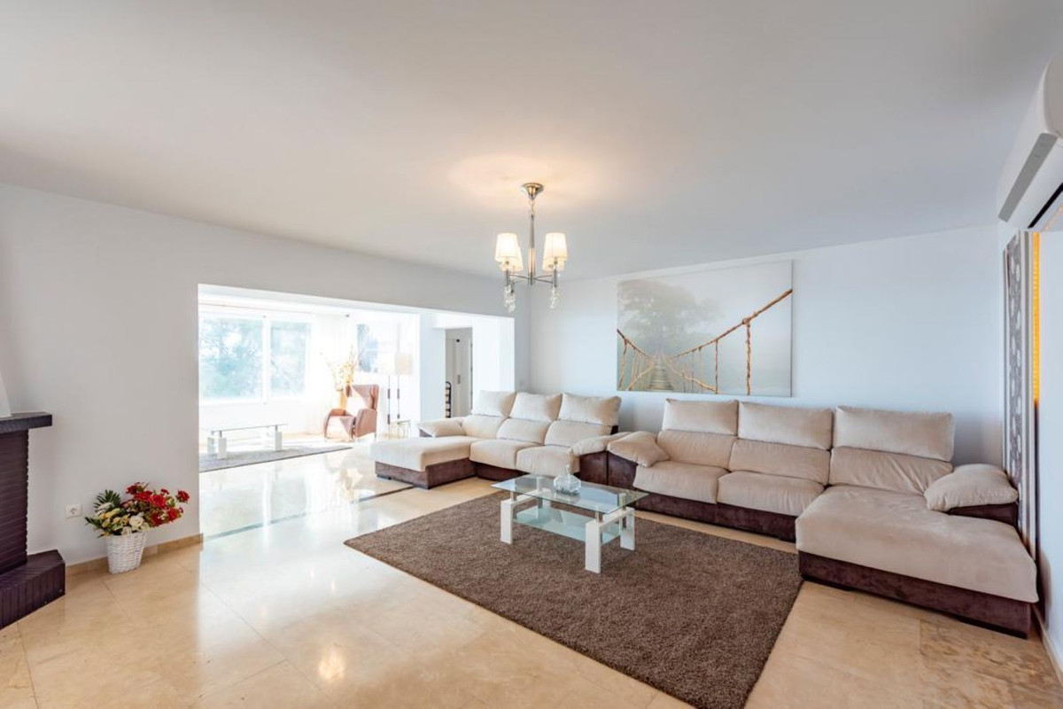 6 Bed, 7 Bath, HouseFor Sale, El Chaparral, Malaga