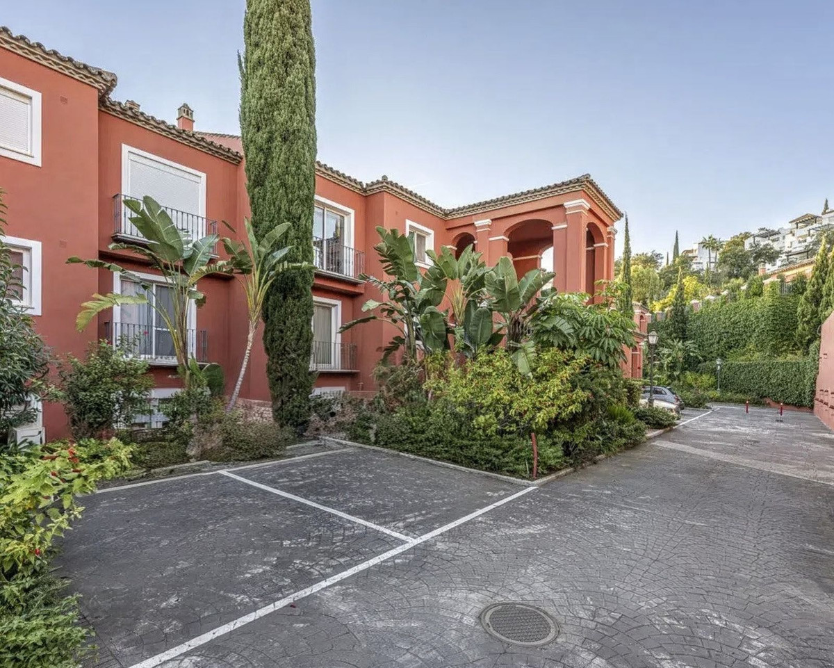 2 Bed, 2 Bath, ApartmentFor Sale, Elviria, Malaga