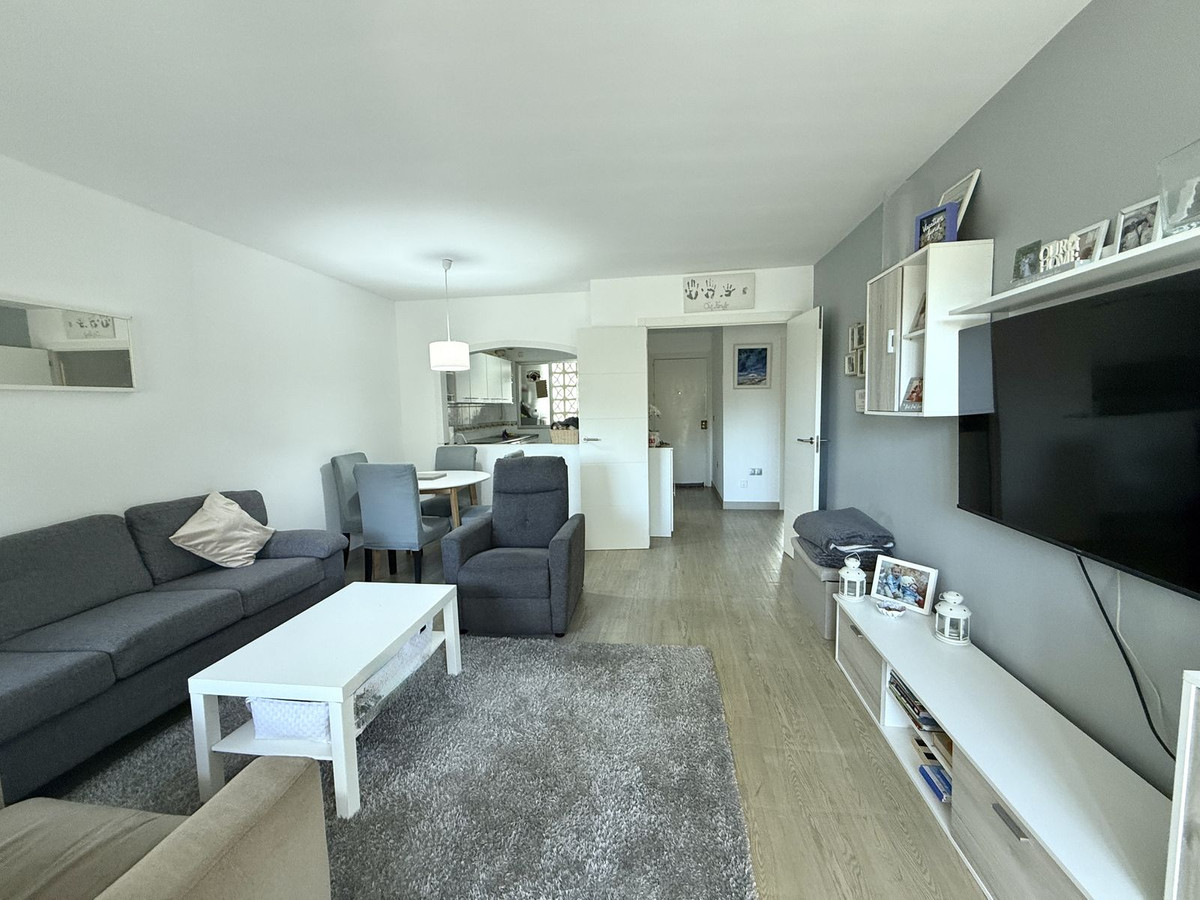 2 Bed, 1 Bath, ApartmentFor Sale, Calahonda, Malaga