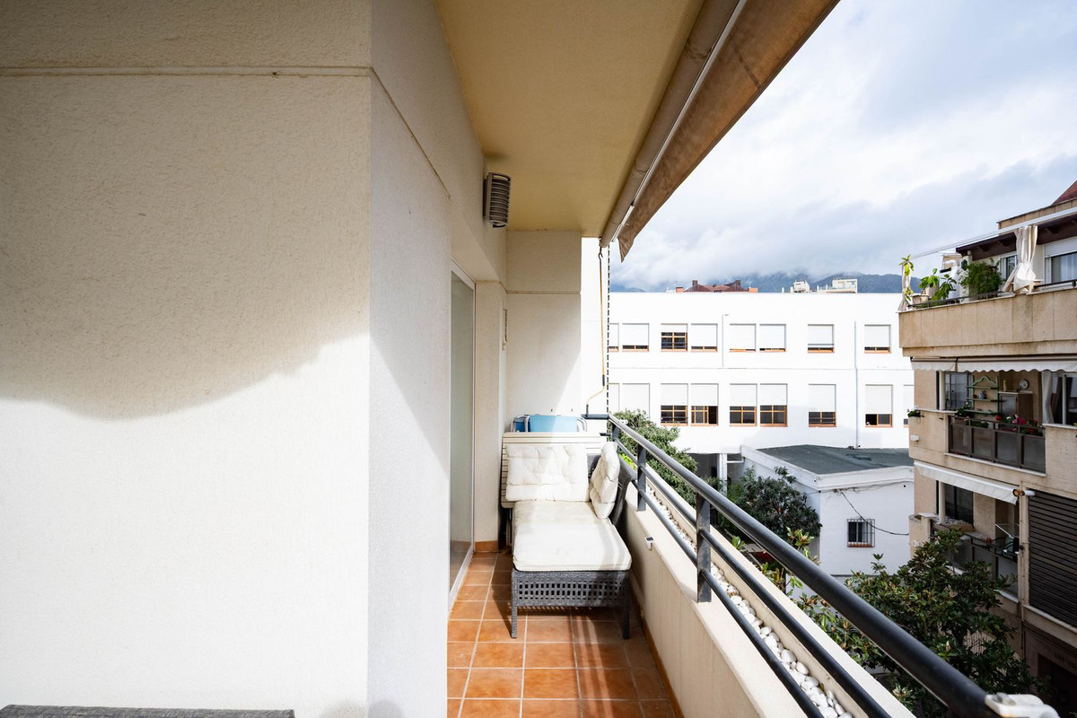 4 Bed, 3 Bath, ApartmentFor Sale, Marbella, Malaga