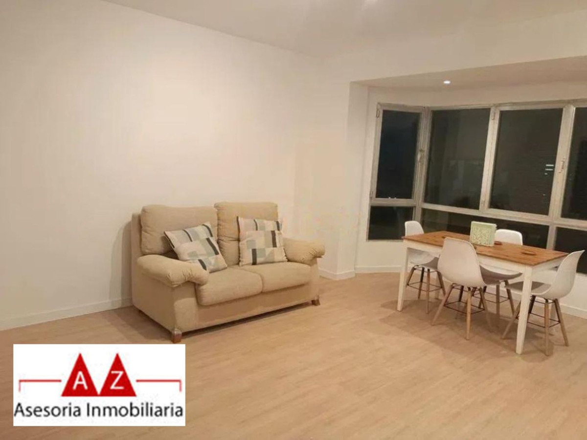 3 Bed, 2 Bath, ApartmentFor Sale, Palma de Mallorca, Islas Baleares