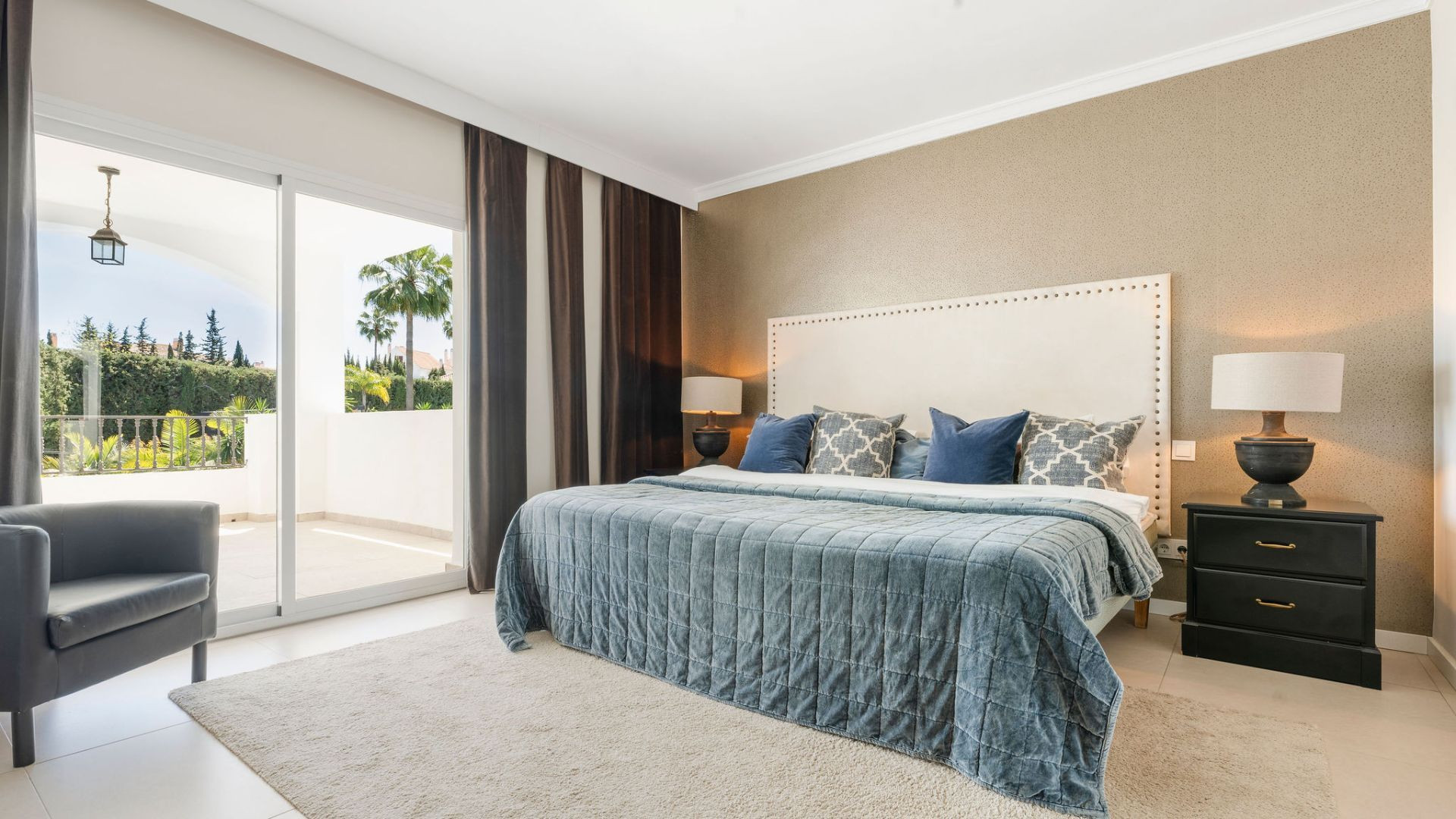 4 Bed, 3 Bath, HouseFor Sale, Marbella, Malaga