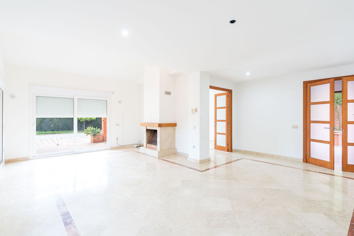 4 Bed, 5 Bath, HouseFor Sale, Sotogrande, Cadiz