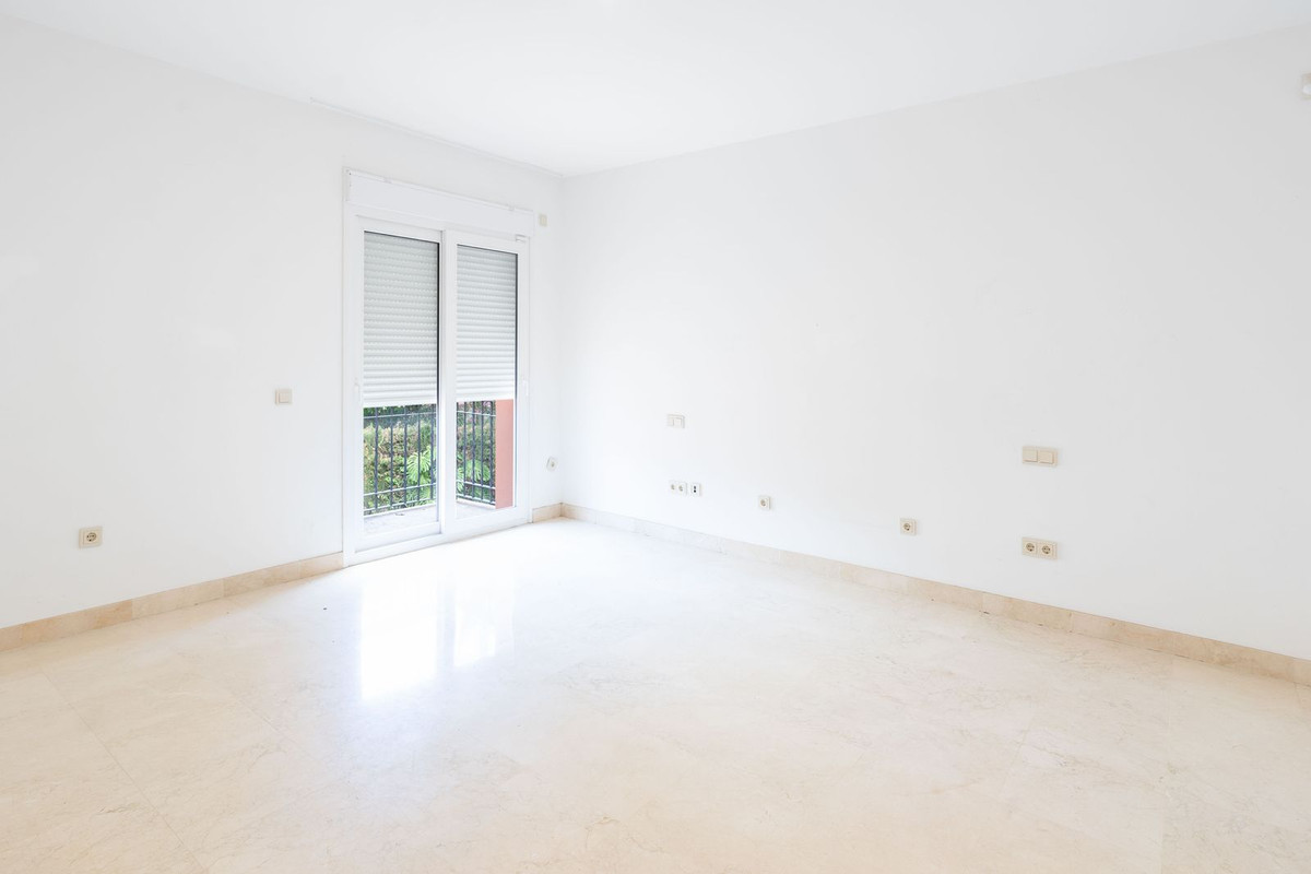 4 Bed, 5 Bath, HouseFor Sale, Sotogrande, Cadiz