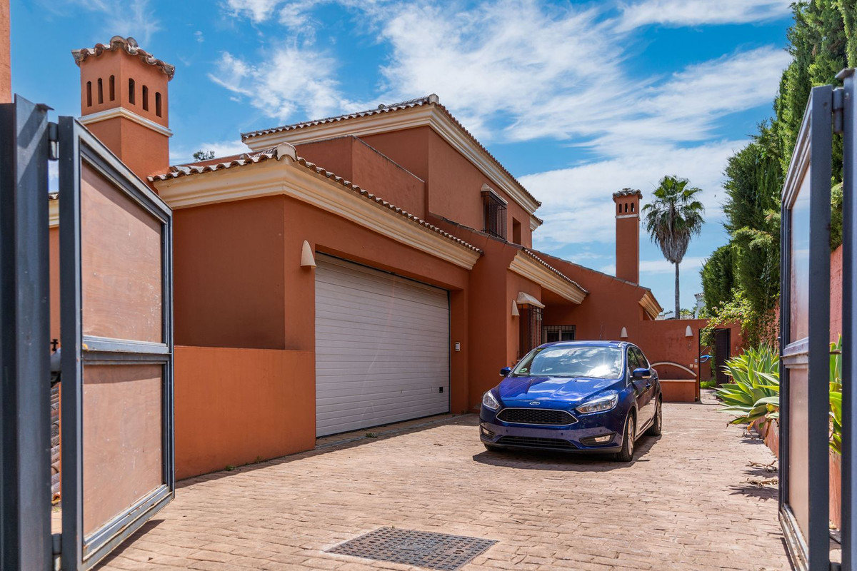 4 Bed, 5 Bath, HouseFor Sale, Sotogrande, Cadiz