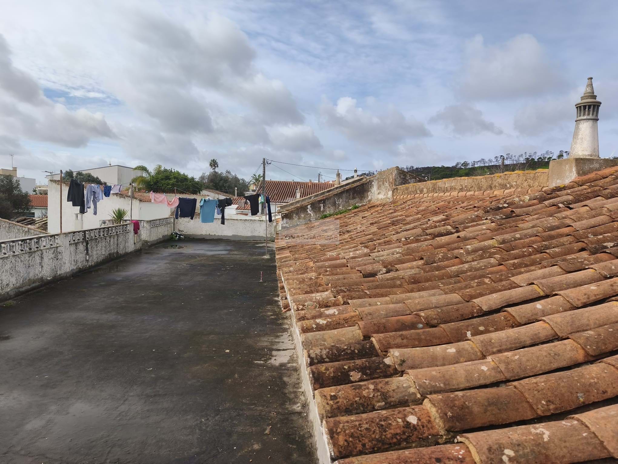 4 Bed, 1 Bath, HouseFor Sale, Lagos, Faro, 8600-013