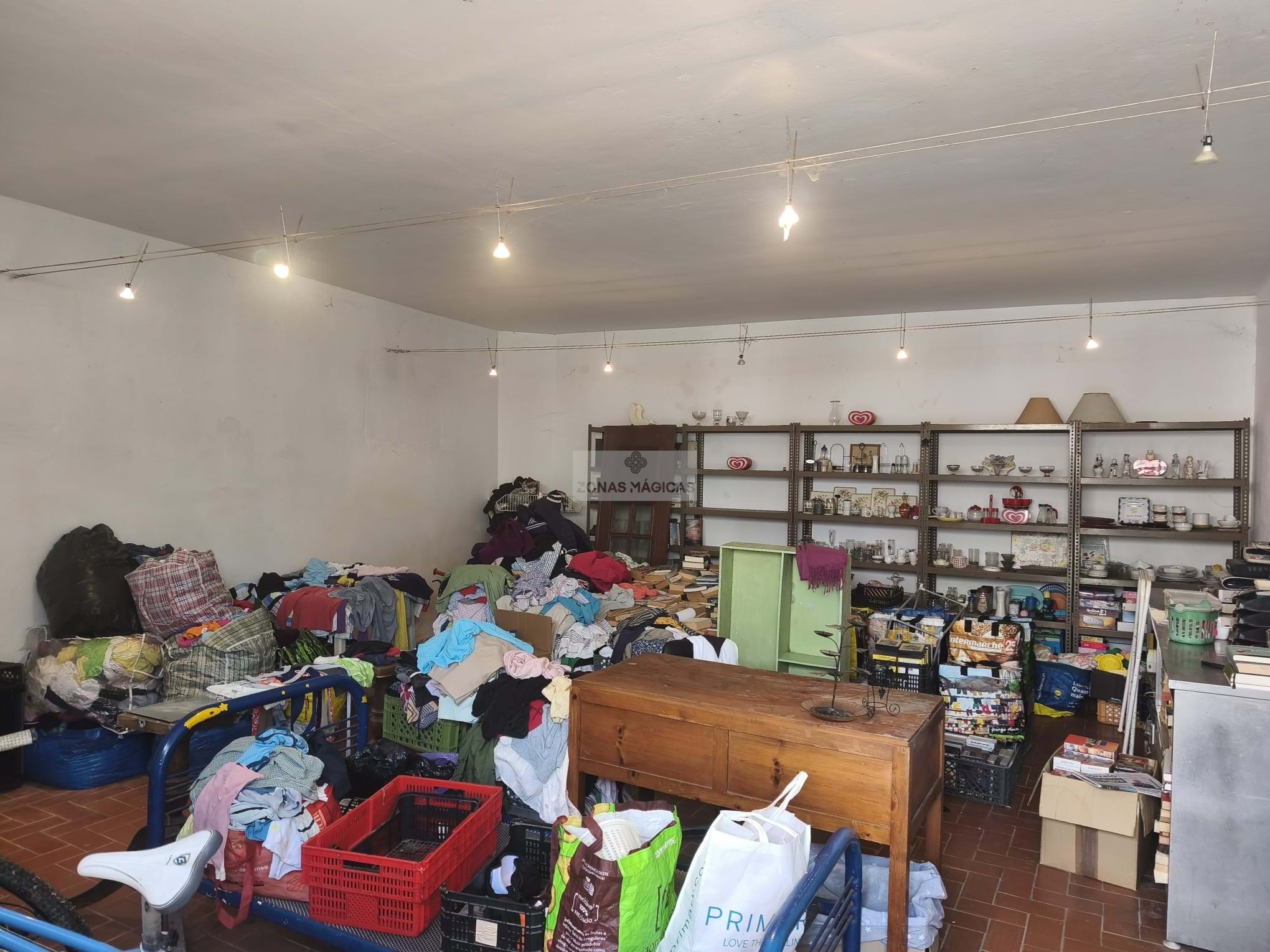 4 Bed, 1 Bath, HouseFor Sale, Lagos, Faro, 8600-013