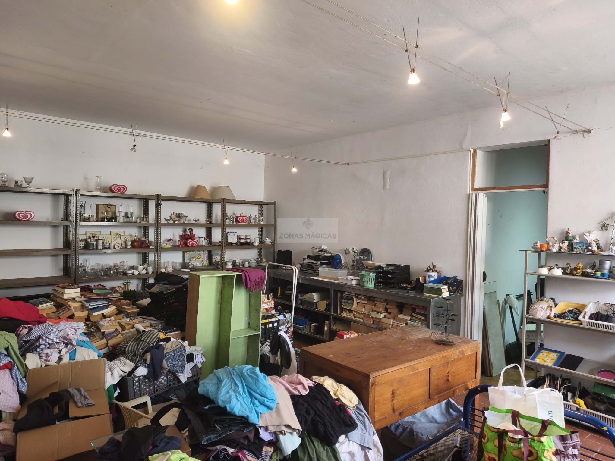 4 Bed, 1 Bath, HouseFor Sale, Lagos, Faro, 8600-013