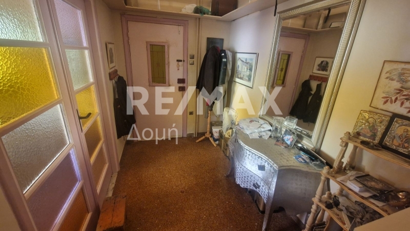 3 Bed, 1 Bath, ApartmentFor Sale, Klonaridou, Ano Patisia, Athens - Center