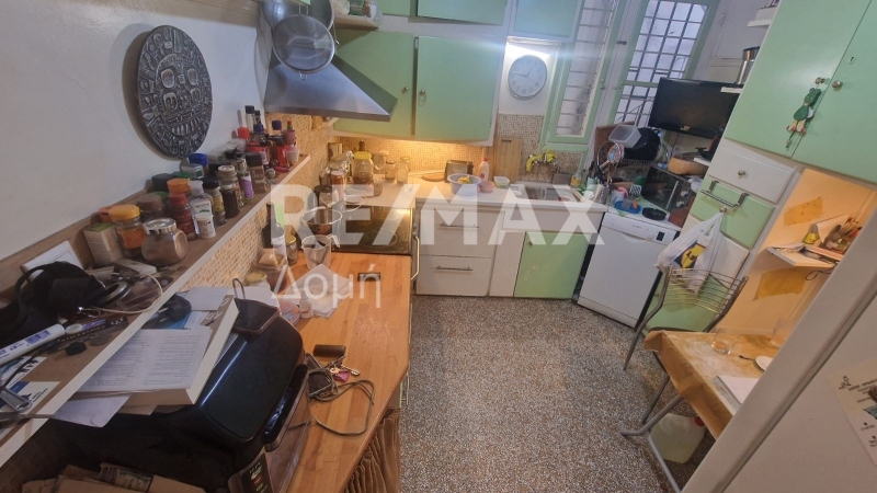 3 Bed, 1 Bath, ApartmentFor Sale, Klonaridou, Ano Patisia, Athens - Center