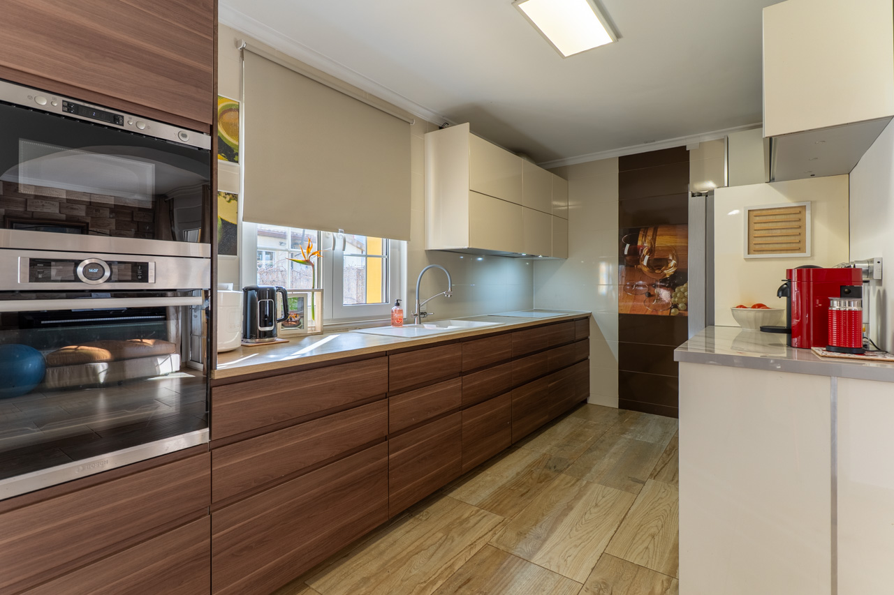 4 Bed, 3 Bath, HouseFor Sale