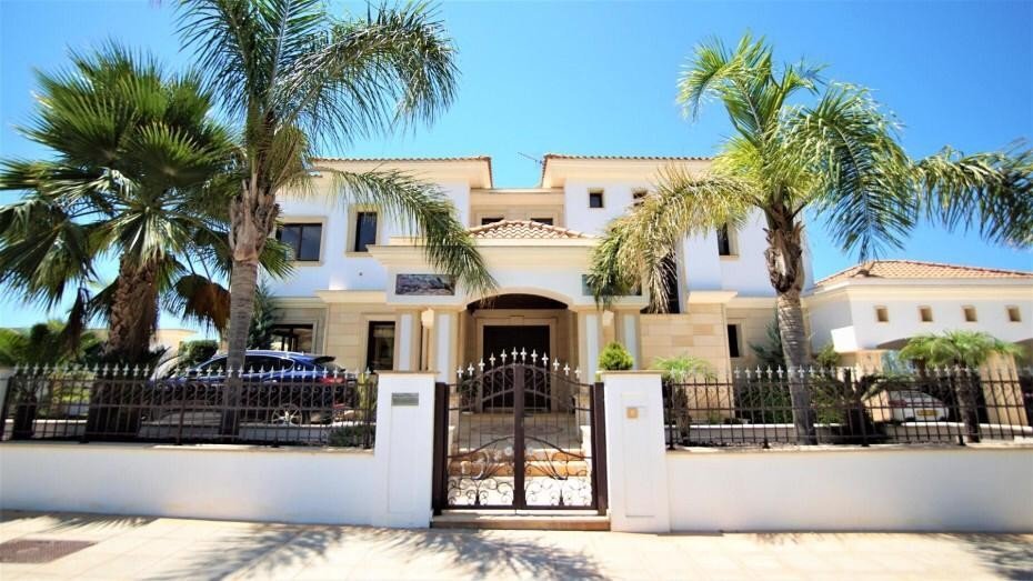 5 Bed, 5 Bath, HouseFor Sale, Sea Caves Pegeia, Paphos