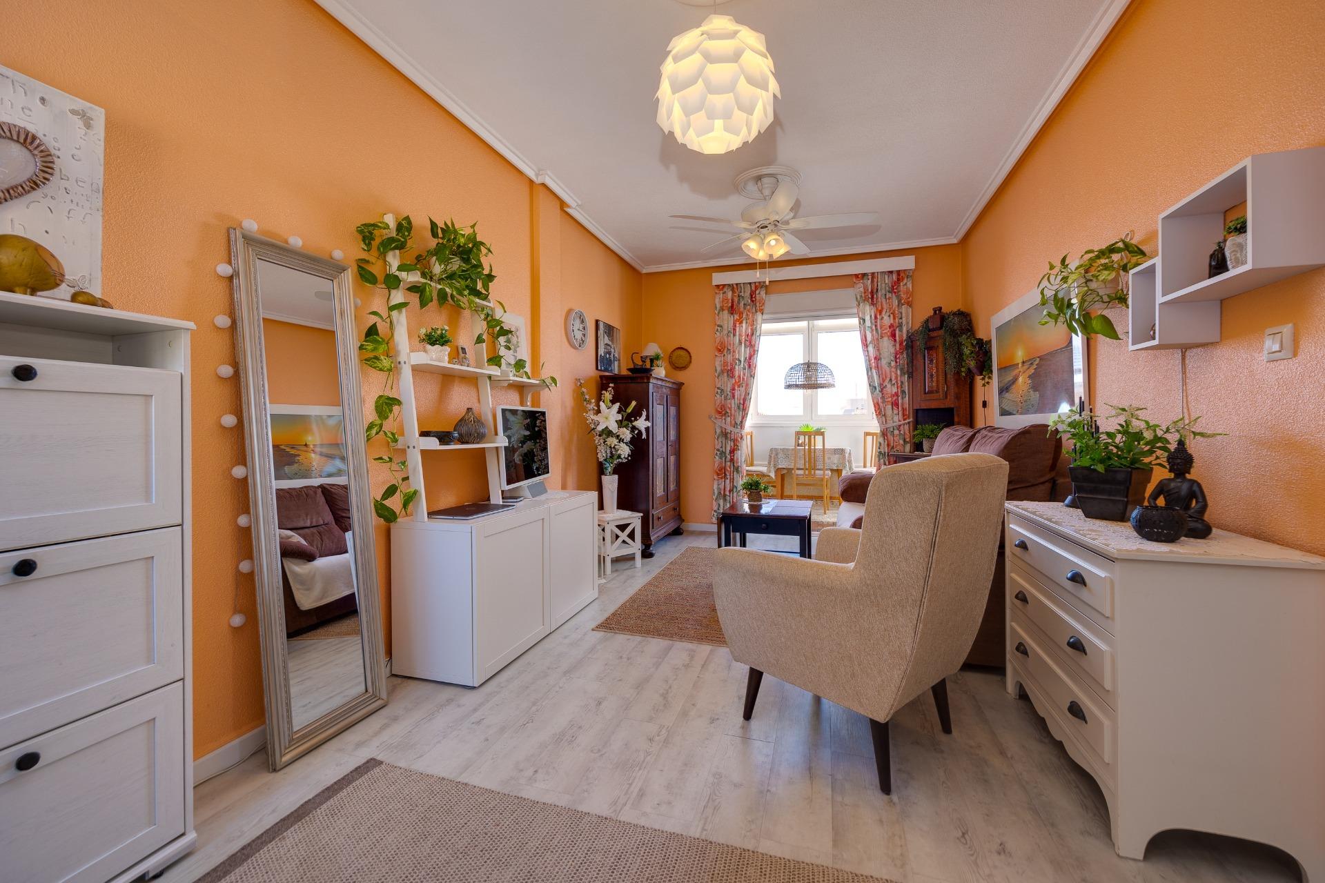 2 Bed, 1 Bath, HouseFor Sale, Torrevieja, Alicante