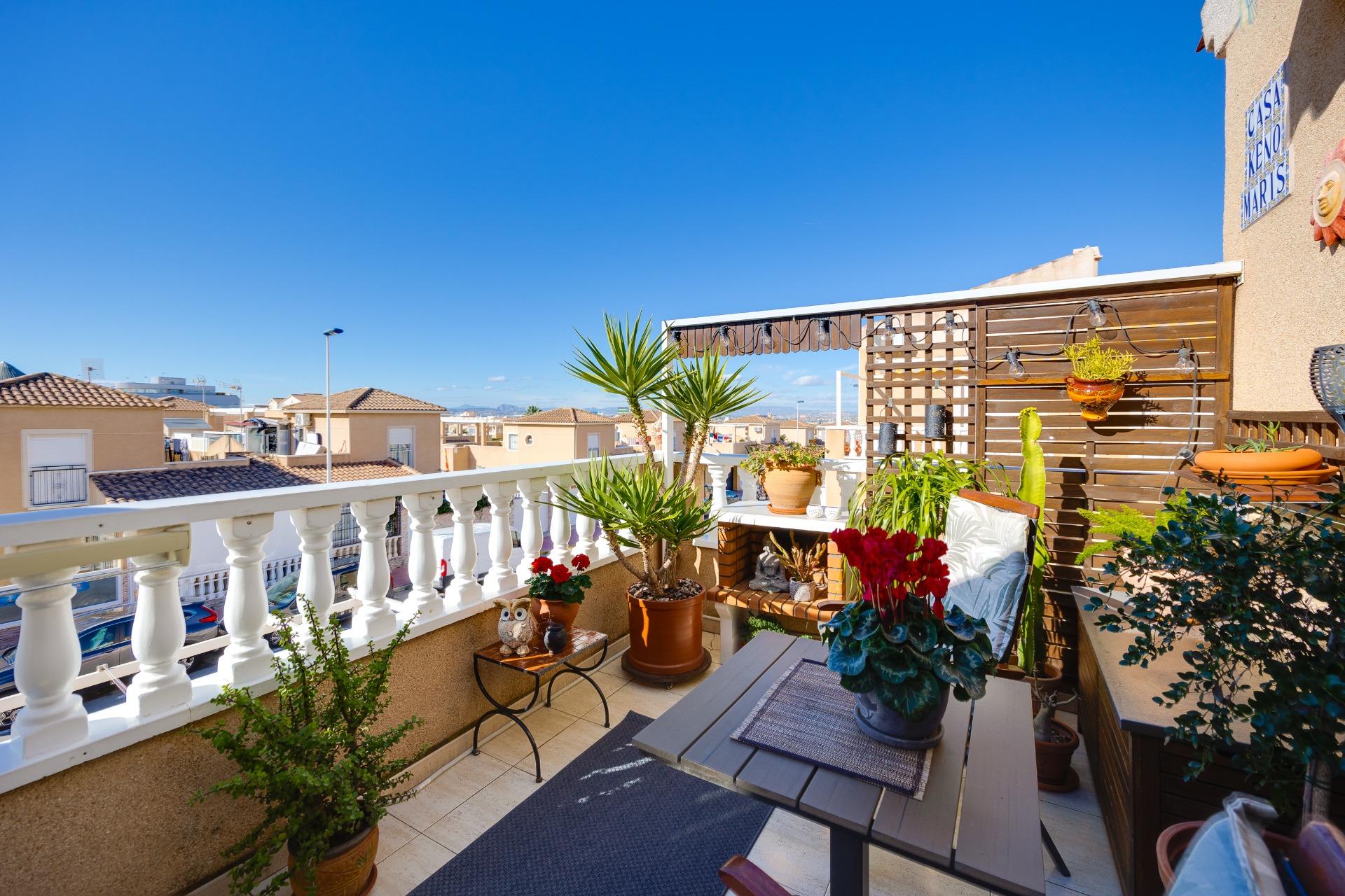 2 Bed, 1 Bath, HouseFor Sale, Torrevieja, Alicante