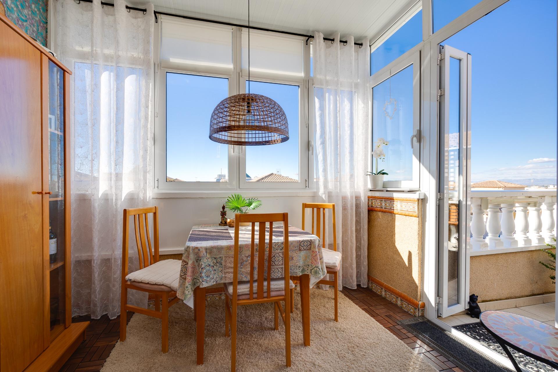 2 Bed, 1 Bath, HouseFor Sale, Torrevieja, Alicante