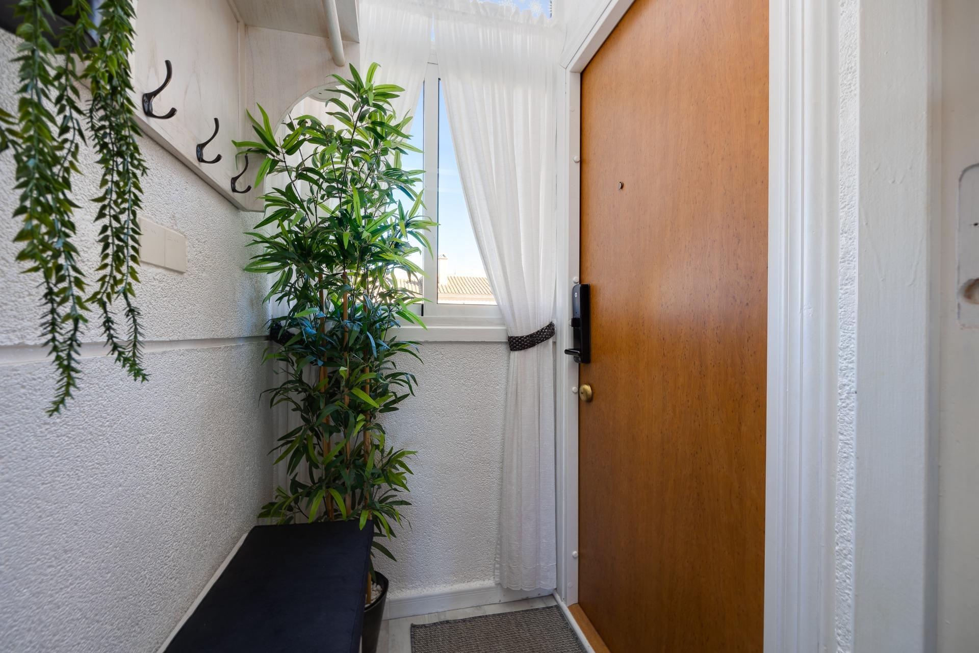 2 Bed, 1 Bath, HouseFor Sale, Torrevieja, Alicante