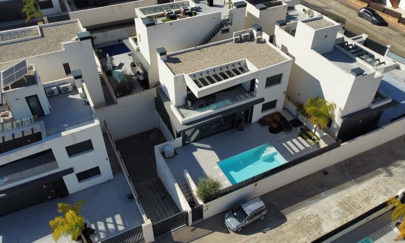 3 Bed, 2 Bath, HouseFor Sale, Algorfa, Alicante