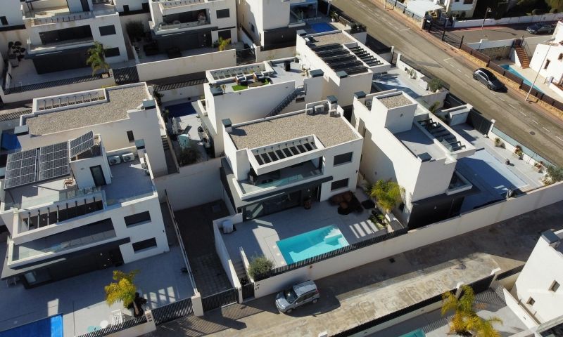 3 Bed, 2 Bath, HouseFor Sale, Algorfa, Alicante