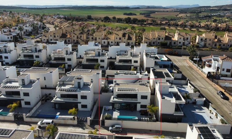 3 Bed, 2 Bath, HouseFor Sale, Algorfa, Alicante