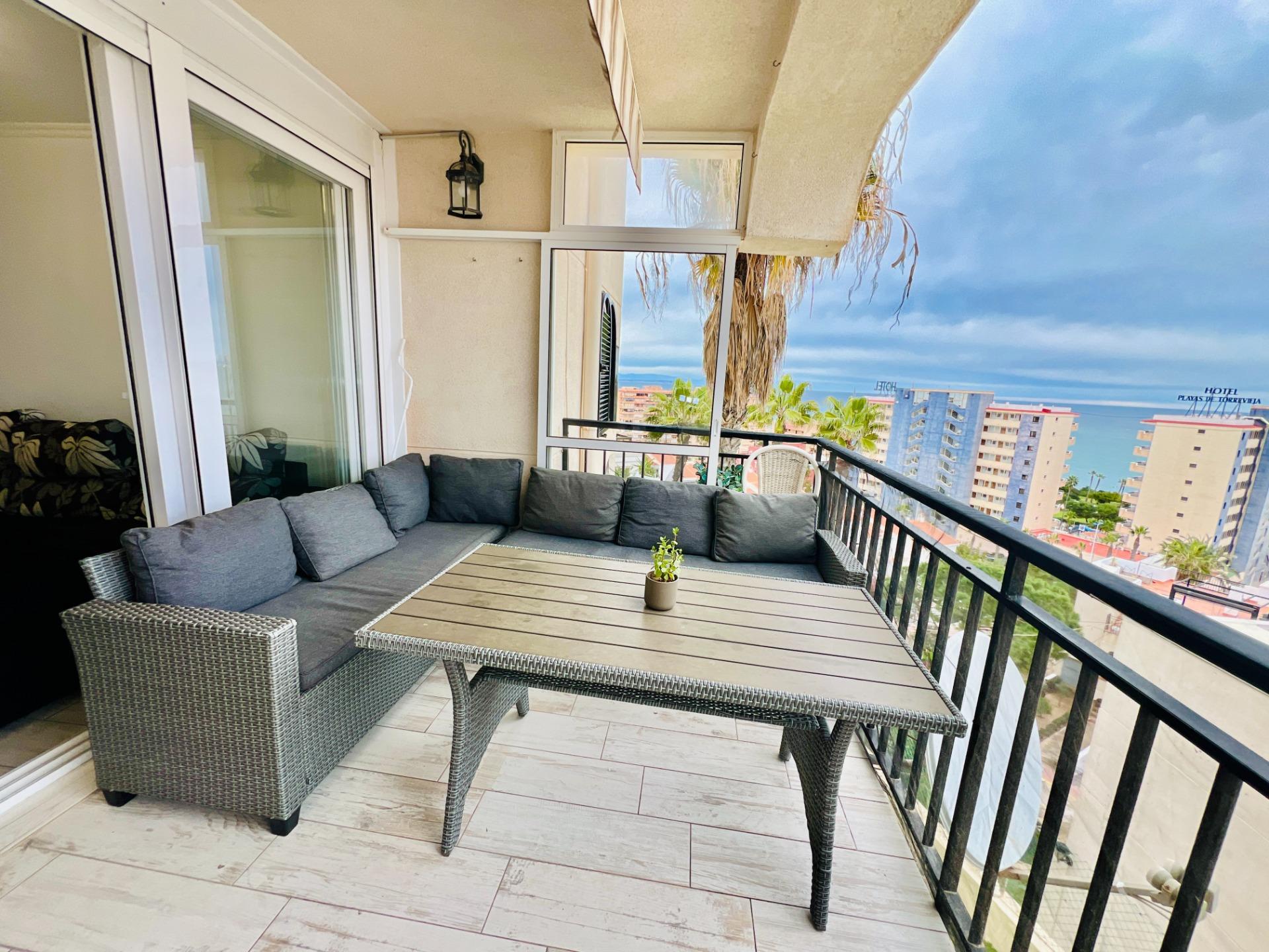 2 Bed, 1 Bath, ApartmentFor Sale, Torrevieja, Alicante