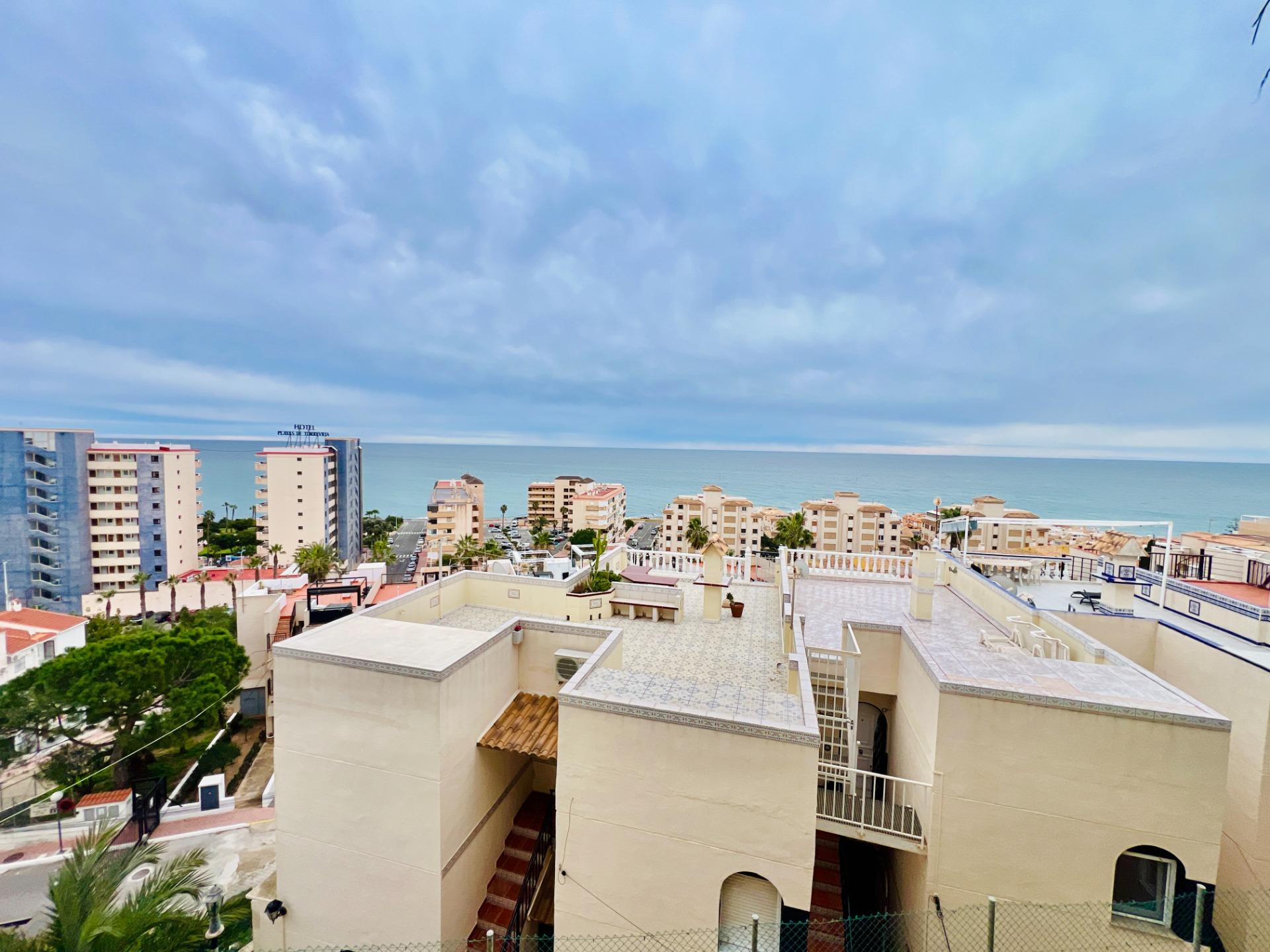 2 Bed, 1 Bath, ApartmentFor Sale, Torrevieja, Alicante