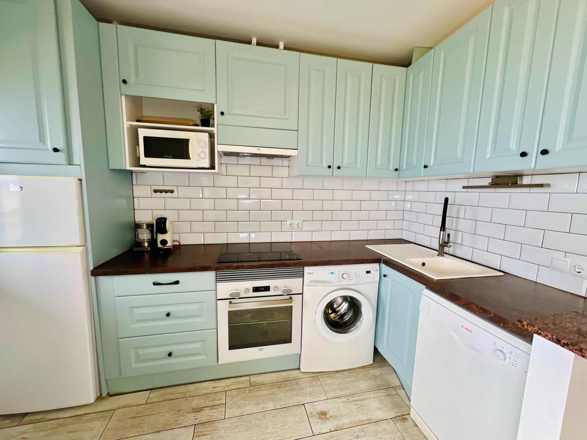 2 Bed, 1 Bath, ApartmentFor Sale, Torrevieja, Alicante