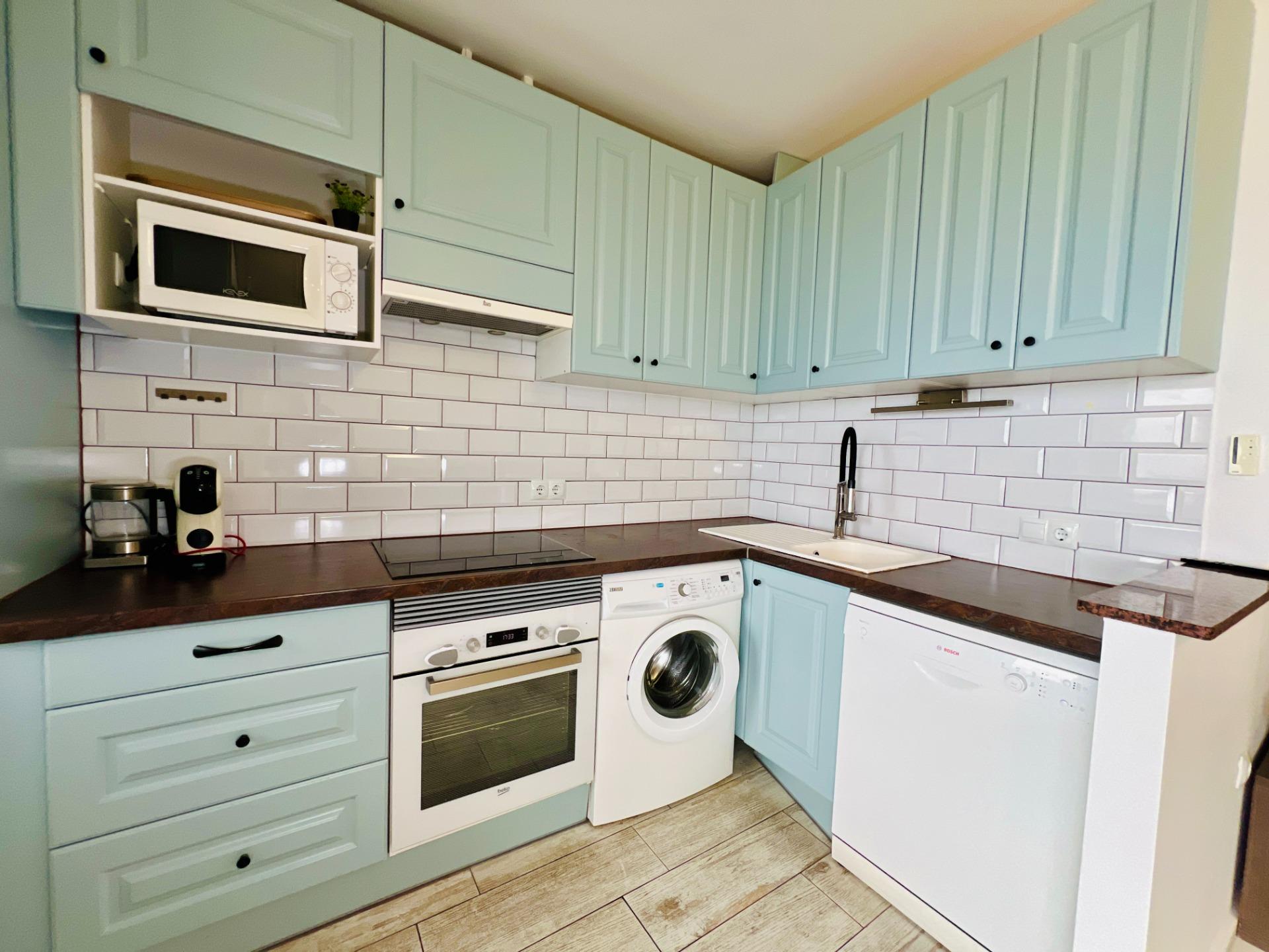 2 Bed, 1 Bath, ApartmentFor Sale, Torrevieja, Alicante