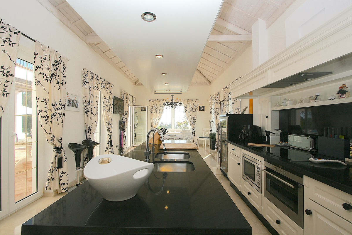 4 Bed, 4 Bath, HouseFor Sale, Mijas, Malaga