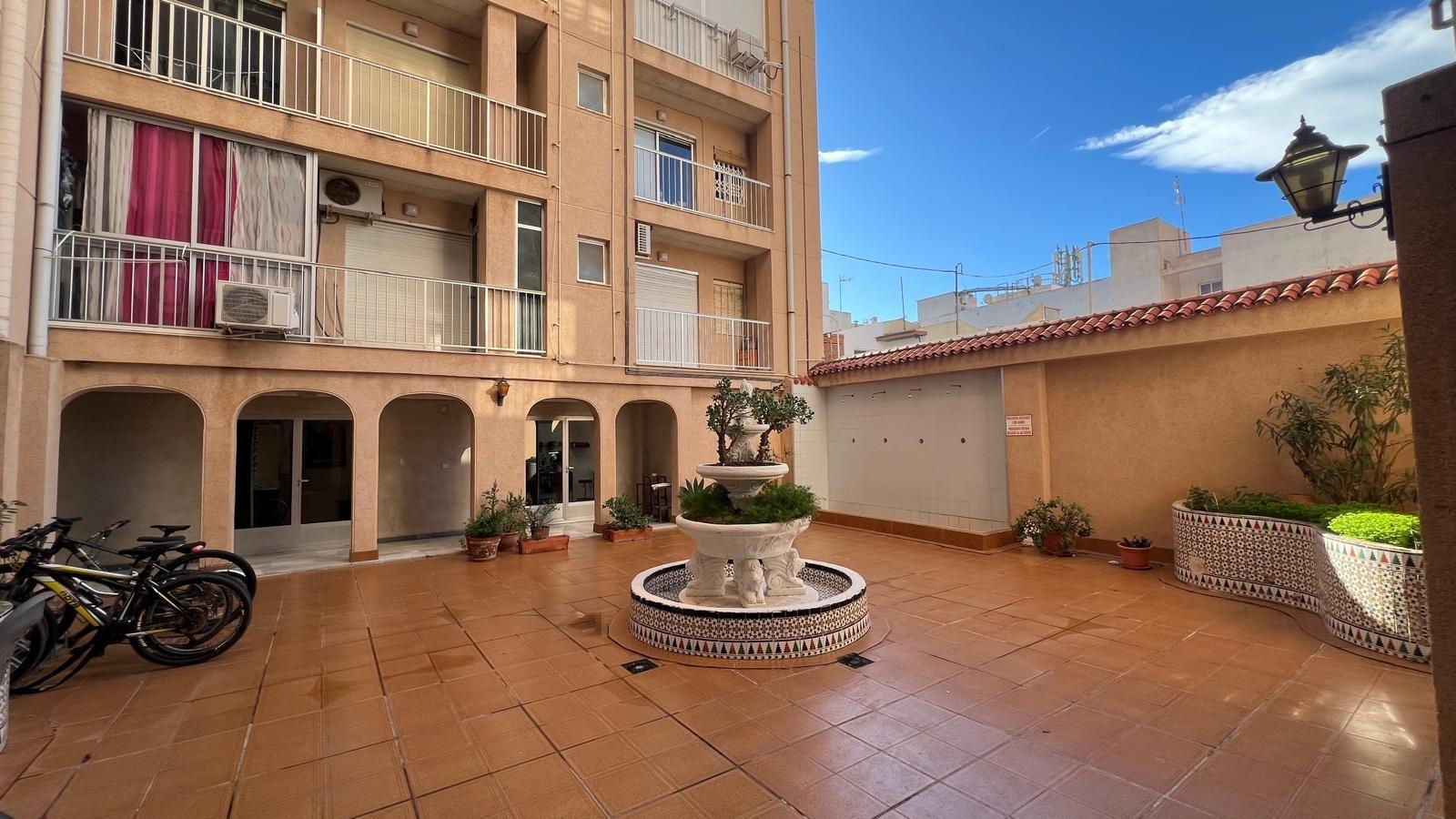 1 Bath, ApartmentFor Sale, Torrevieja, Alicante