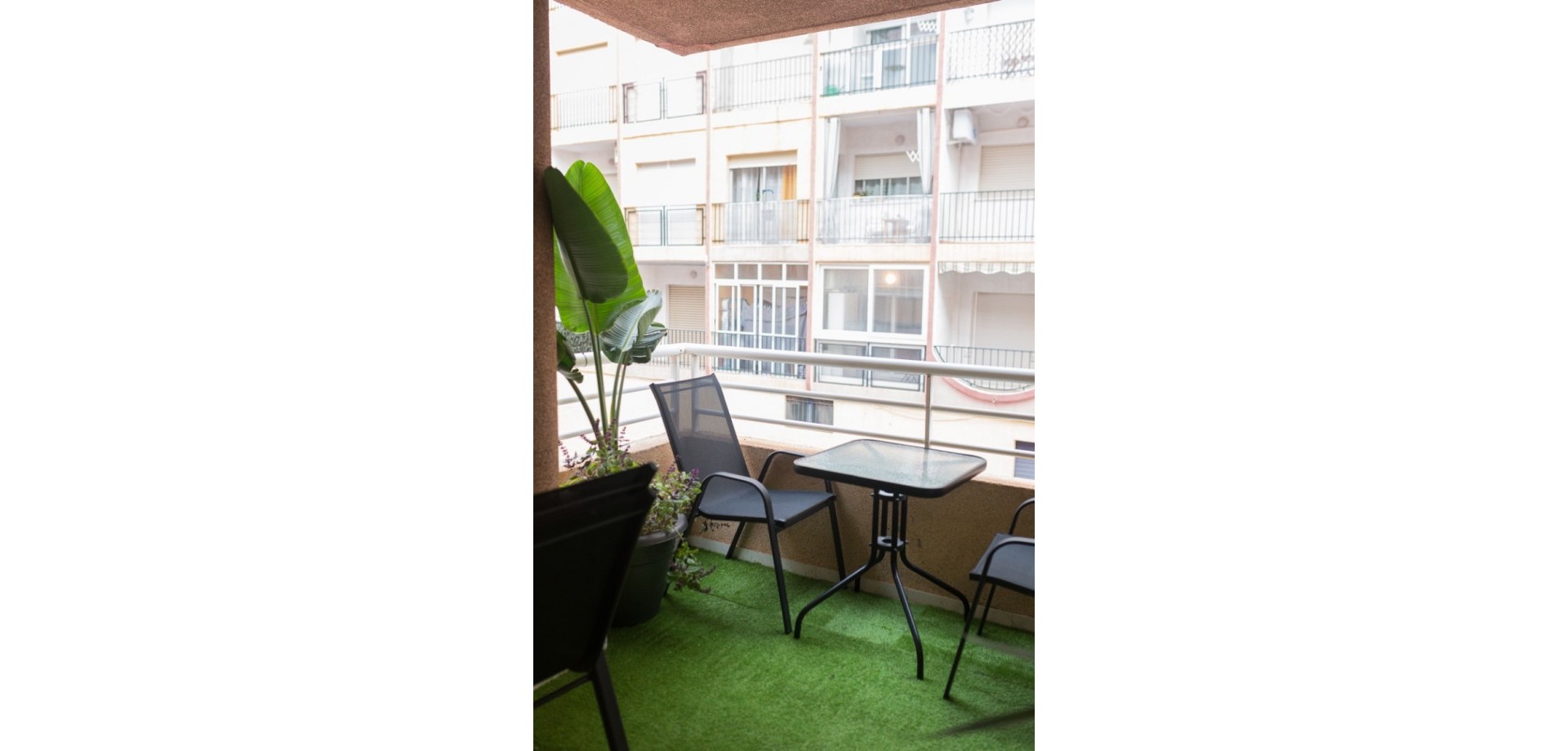 2 Bed, 1 Bath, ApartmentFor Sale, Torrevieja, Alicante