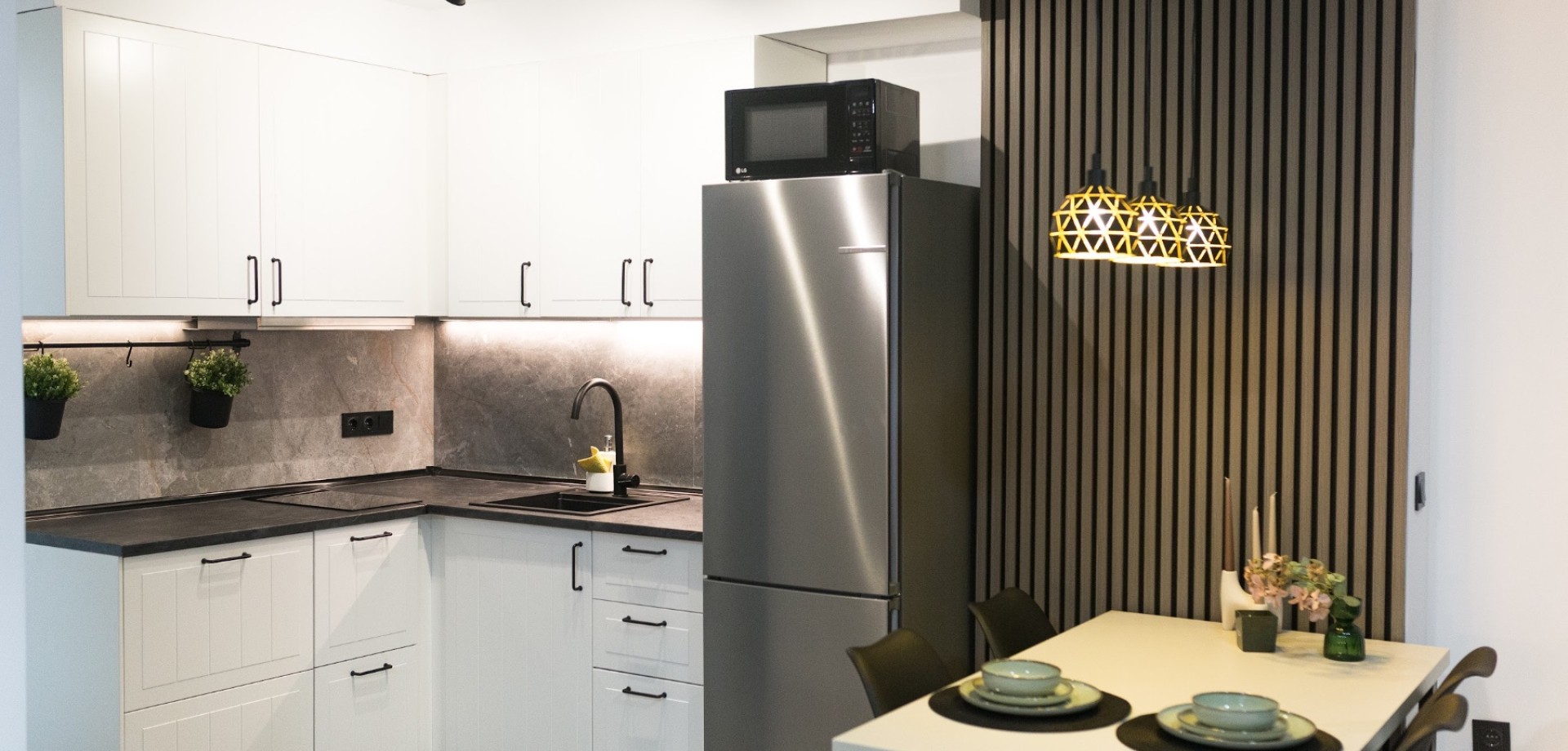 2 Bed, 1 Bath, ApartmentFor Sale, Torrevieja, Alicante