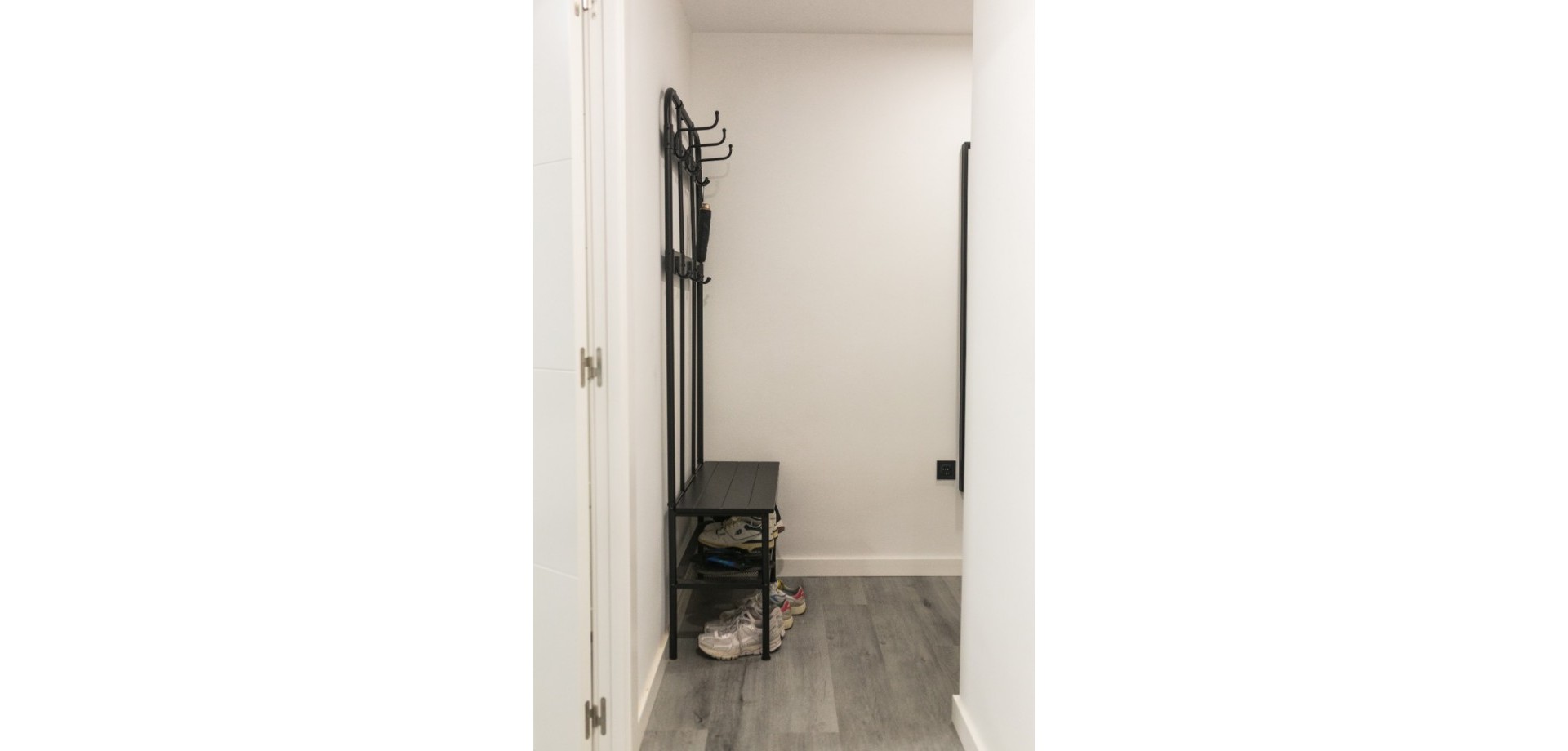 2 Bed, 1 Bath, ApartmentFor Sale, Torrevieja, Alicante