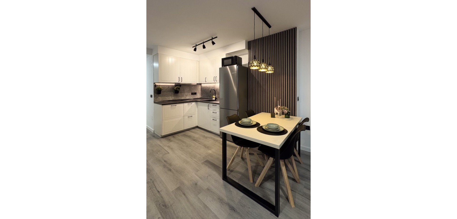 2 Bed, 1 Bath, ApartmentFor Sale, Torrevieja, Alicante