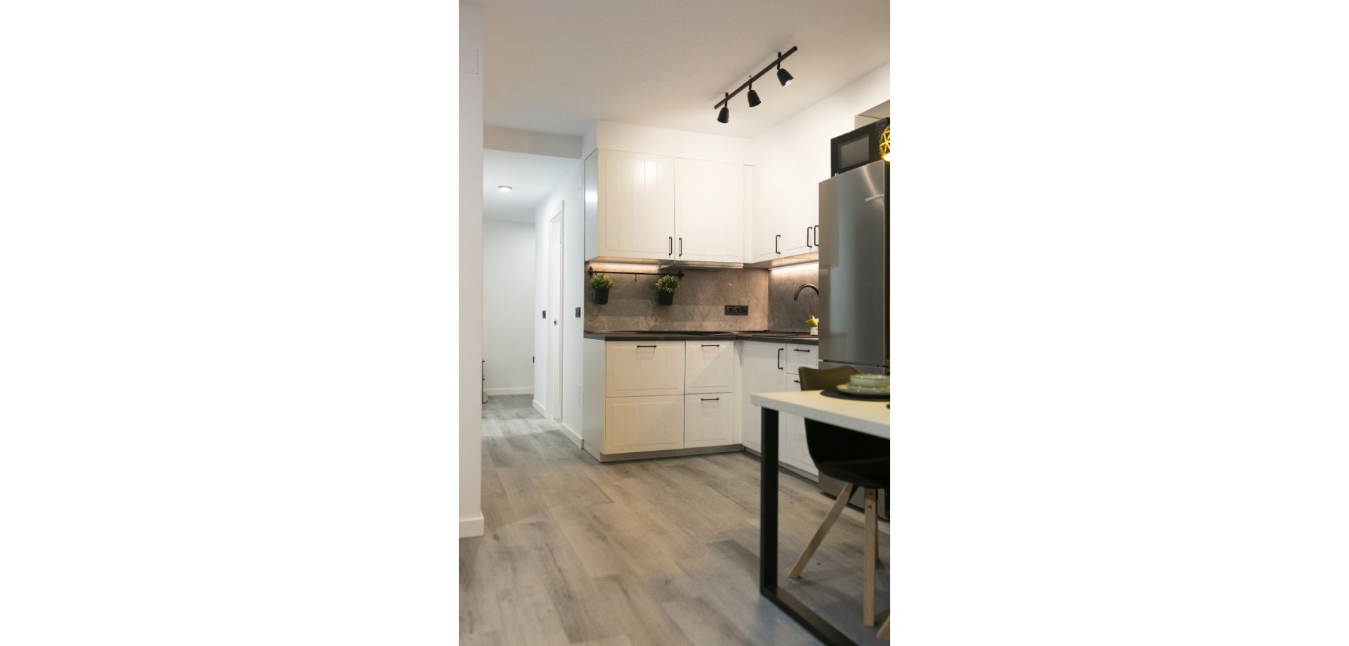 2 Bed, 1 Bath, ApartmentFor Sale, Torrevieja, Alicante