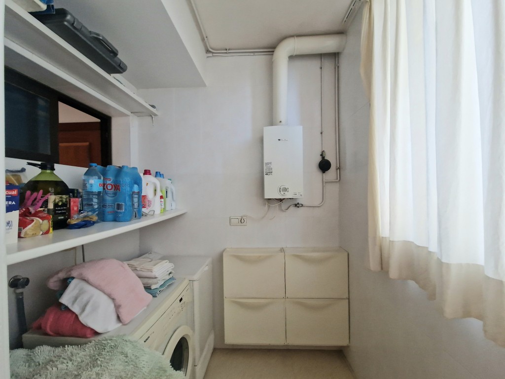 1 Bed, 1 Bath, ApartmentFor Sale, Benidorm, Alicante