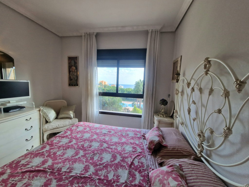 1 Bed, 1 Bath, ApartmentFor Sale, Benidorm, Alicante