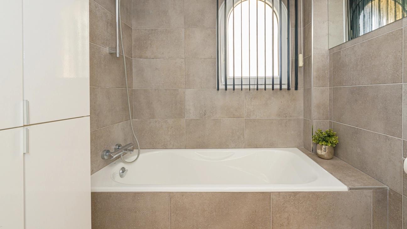 3 Bed, 2 Bath, ApartmentFor Sale, Altea, Alicante