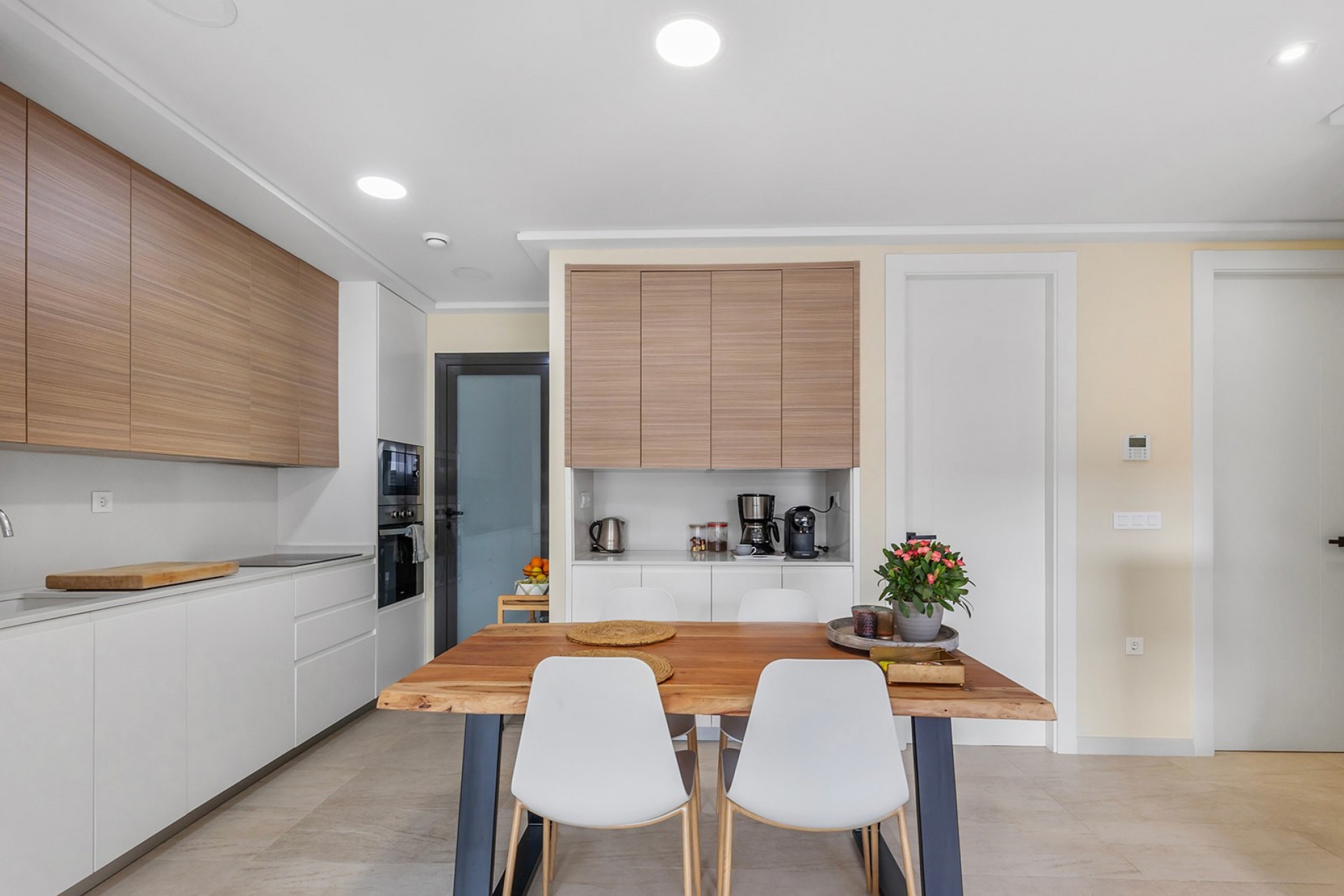 2 Bed, 2 Bath, ApartmentFor Sale, Torrevieja, Alicante